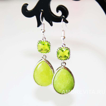Серьги двойные зеленые с натуральным Жадеитом Серьги двойные зеленые с натуральным Жадеитом