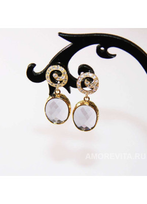 Женственные маленькие серьги с дымчатыми кристаллами