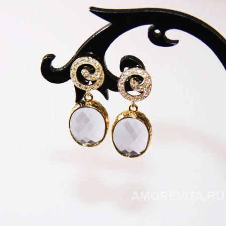 Женственные маленькие серьги с дымчатыми кристаллами Женственные маленькие серьги с дымчатыми кристаллами