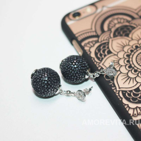 Серьги из натуральной кожи Ската (форма шарик)