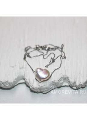 Натуральная Жемчужина-сердечко на серебряной цепочке