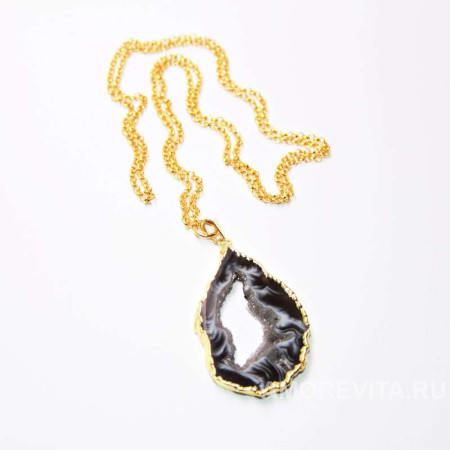 Подвеска из среза Агата черного цвета