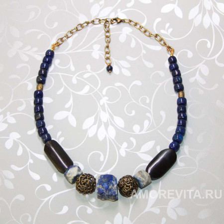 Колье из Лазурита и натурального рога