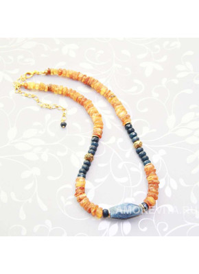 Колье из Янтаря и синего Агата