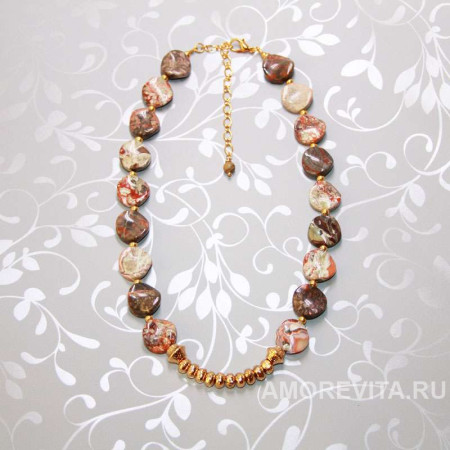 Колье из Яшмы океанической