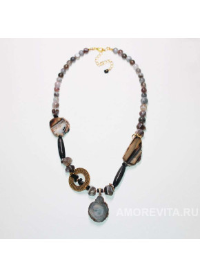 Колье из различных Агатов с подвеской из Агата