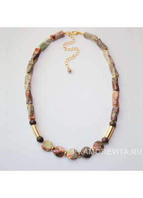 Колье из Яшмы океанической, трубочки