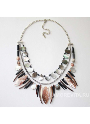 Колье многорядное №2 из Перламутра, Кокосовых бусин, Олигоклаза, Агата и Шунгита