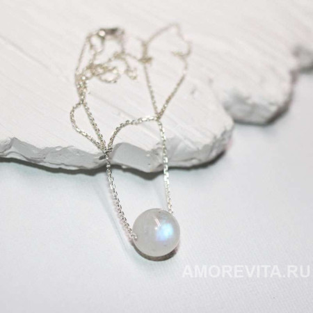 Натуральный Лунный камень на серебряной цепочке