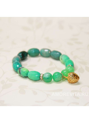 Браслет из Хризопраза с подвеской клубничкой