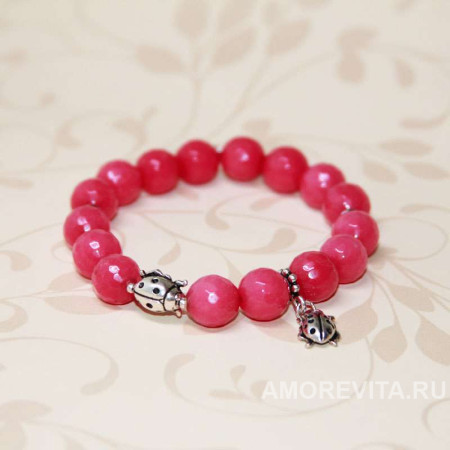Браслет из ягодного Агата с божьими коровками