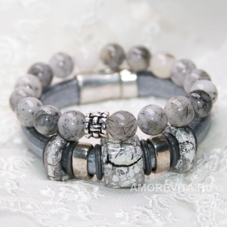 Комплект браслетов из серой кожи и Кварца