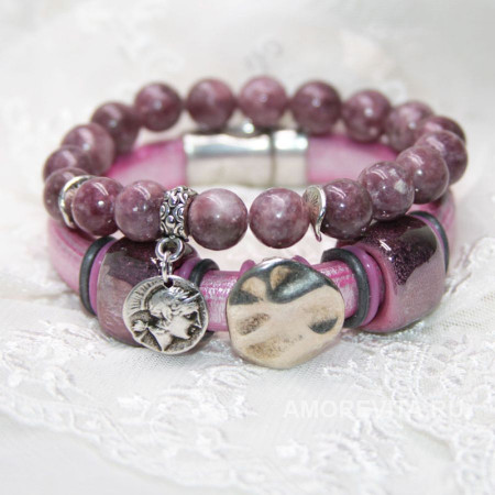 Комплект браслетов из розовой кожи и Турмалина
