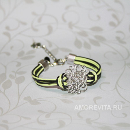 Кожаный браслет черно-салатовый
