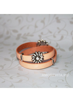 Кожаный браслет бежевого цвета в два оборота