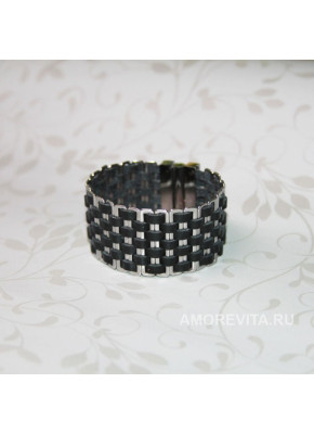 Широкий черный кожаный браслет