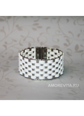 Широкий белый кожаный браслет