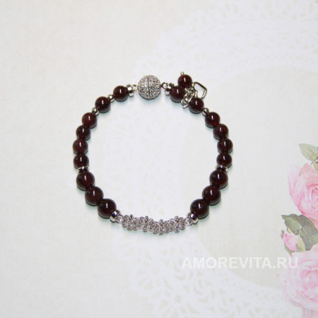 Тонкий браслет из Граната на магнитном замочке
