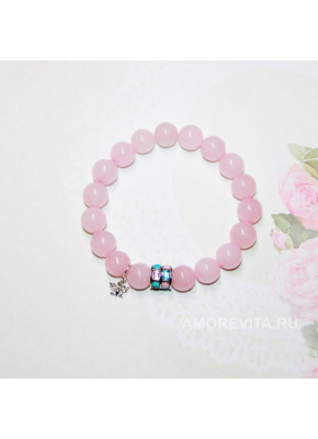 Браслет из розового Кварца с цветной бусиной и с подвеской бабочкой