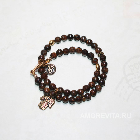 Двойной браслет из Бронзита с подвесками знак ОМ и Хамса Двойной браслет из Бронзита с подвесками знак ОМ и Хамса