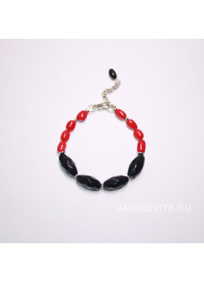 Браслет из черного Агата и красного Коралла